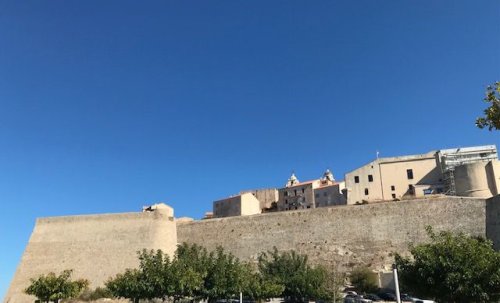 Cliquer pour voir l'image en taille réelle