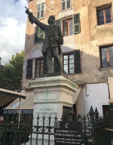 Cliquer pour voir l'image en taille réelle