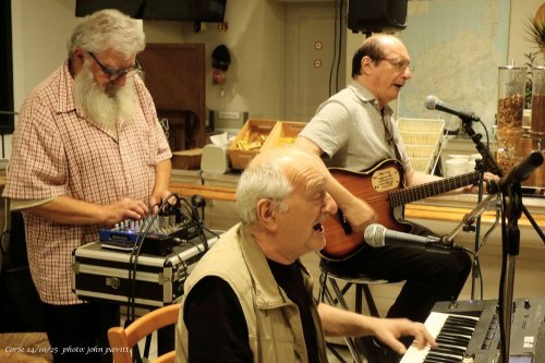 Cliquer pour voir l'image en taille réelle