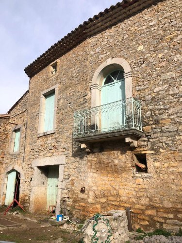 Cliquer pour voir l'image en taille réelle