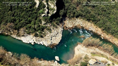 Cliquer pour voir l'image en taille réelle